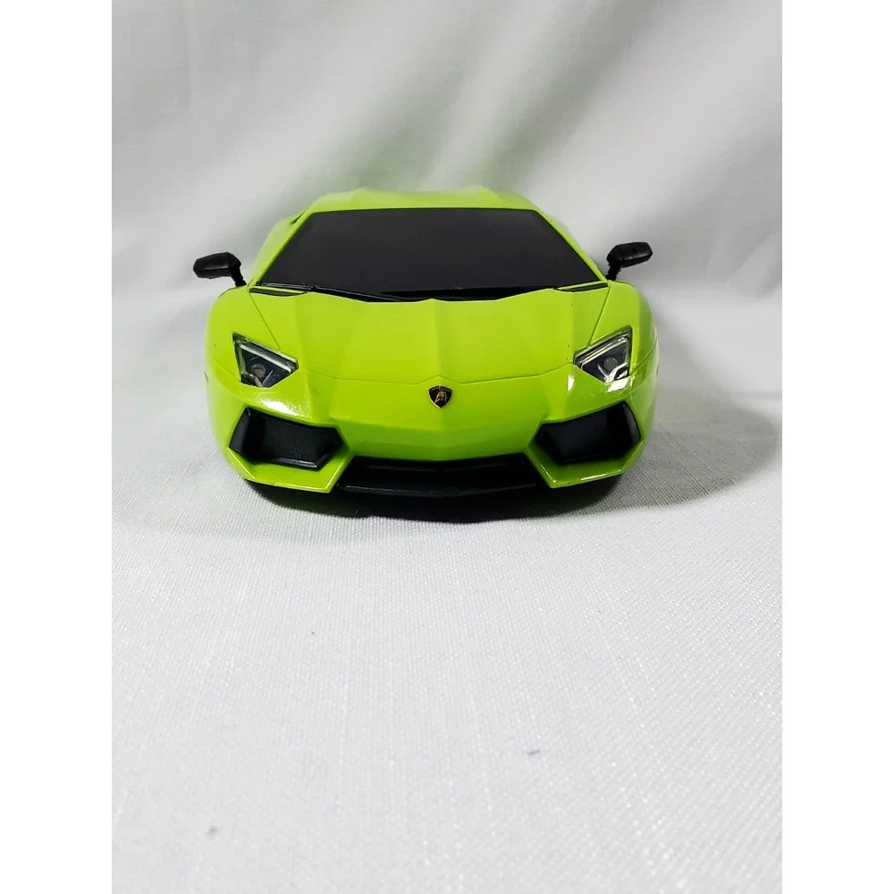 Licensed Lamborghini Aventador LP700-4 RC Green - NO REMOTE‎ - UNTESTED